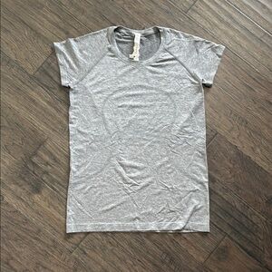 Lululemon Athletica Gray Swiftly Tech Short-Sleeve Shirt